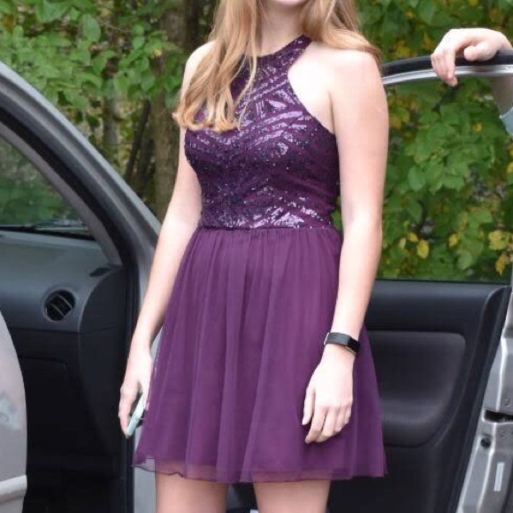 WINDSOR Purple Semi-Formal Homecoming Dress